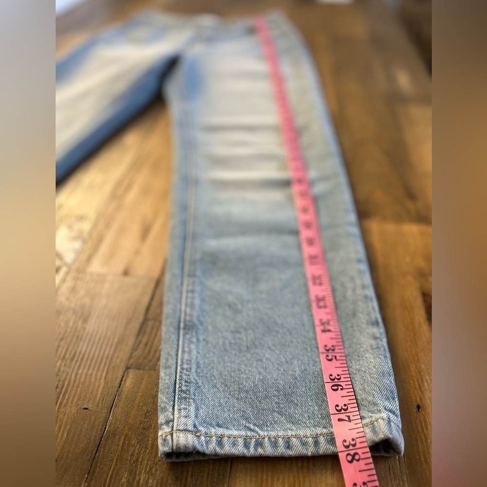H&M Classic Blue Denim Jeans Straight Leg Light wash Light Tapered High Wasted - Picture 7 of 10